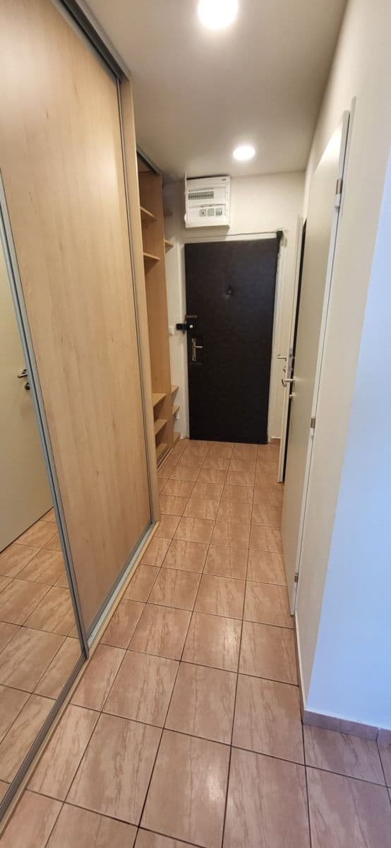 Pronájem bytu 2+kk 45 m², Přádova, Praha, Praha Pronájem bytu 2+kk 45 m², Přádova, Praha, Praha