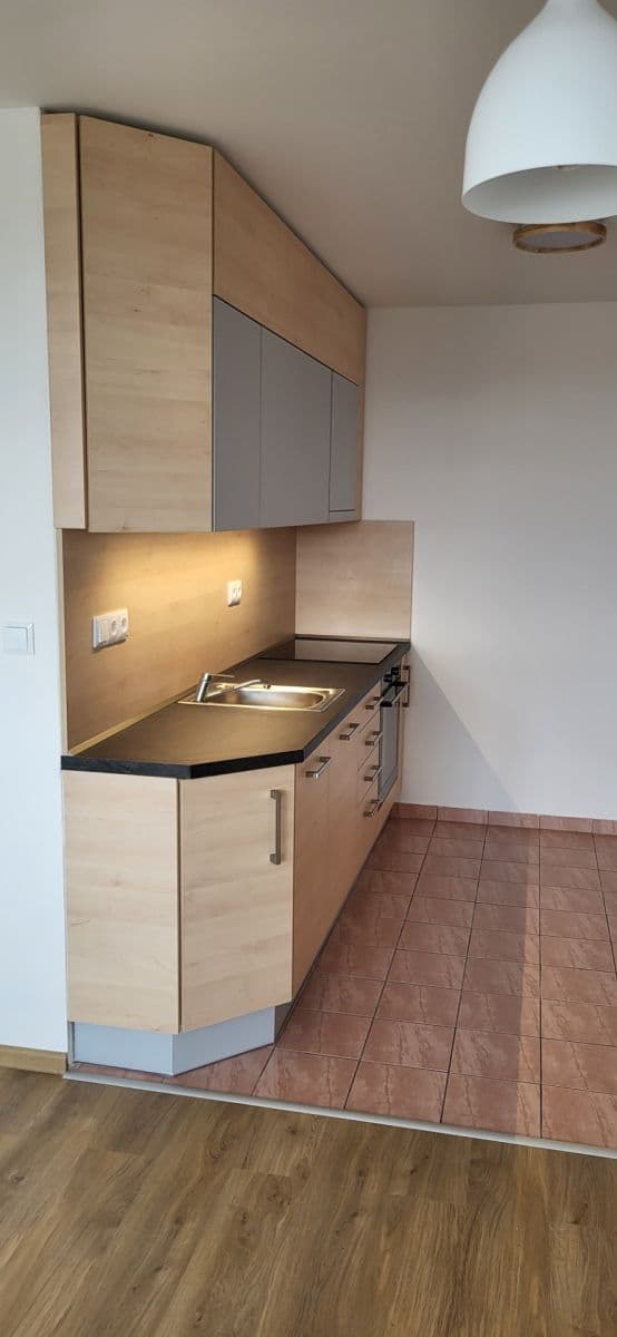 Pronájem bytu 2+kk 45 m², Přádova, Praha, Praha Pronájem bytu 2+kk 45 m², Přádova, Praha, Praha