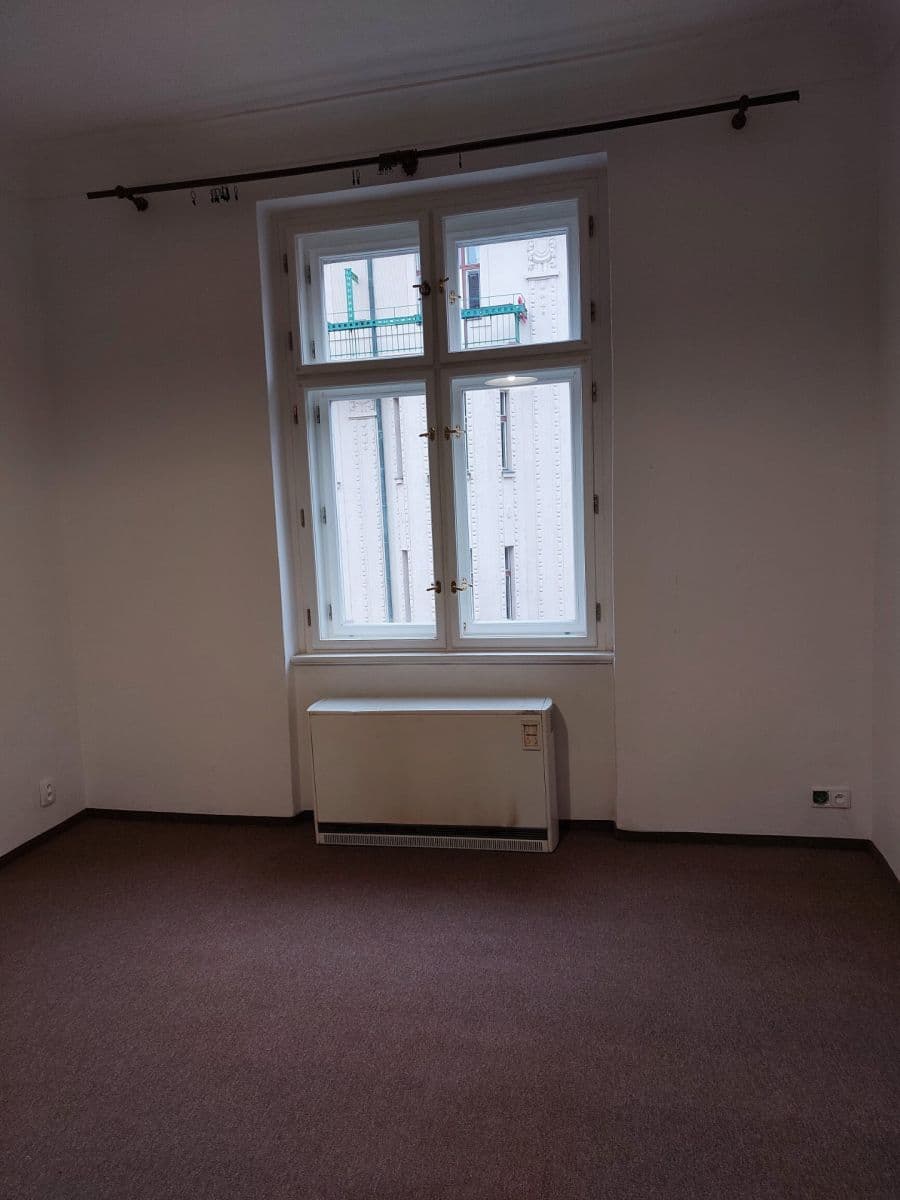 Pronájem bytu 2+1 54 m², Janovského, Praha, Praha Pronájem bytu 2+1 54 m², Janovského, Praha, Praha
