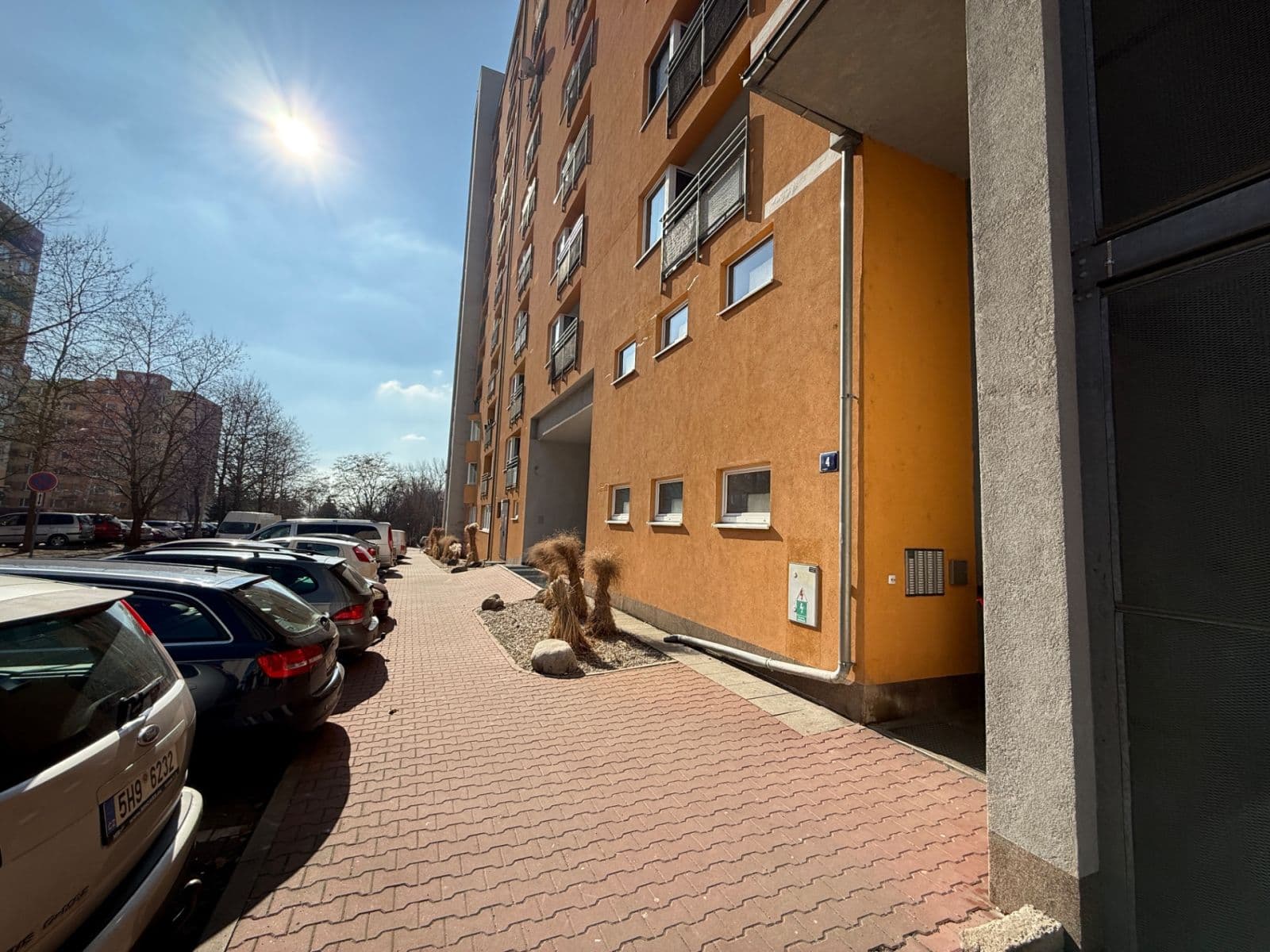 Prodej bytu 2+kk 43 m², Hnězdenská, Praha, Praha Prodej bytu 2+kk 43 m², Hnězdenská, Praha, Praha