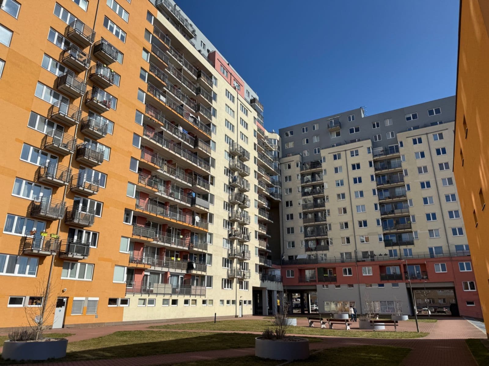 Prodej bytu 2+kk 43 m², Hnězdenská, Praha, Praha Prodej bytu 2+kk 43 m², Hnězdenská, Praha, Praha