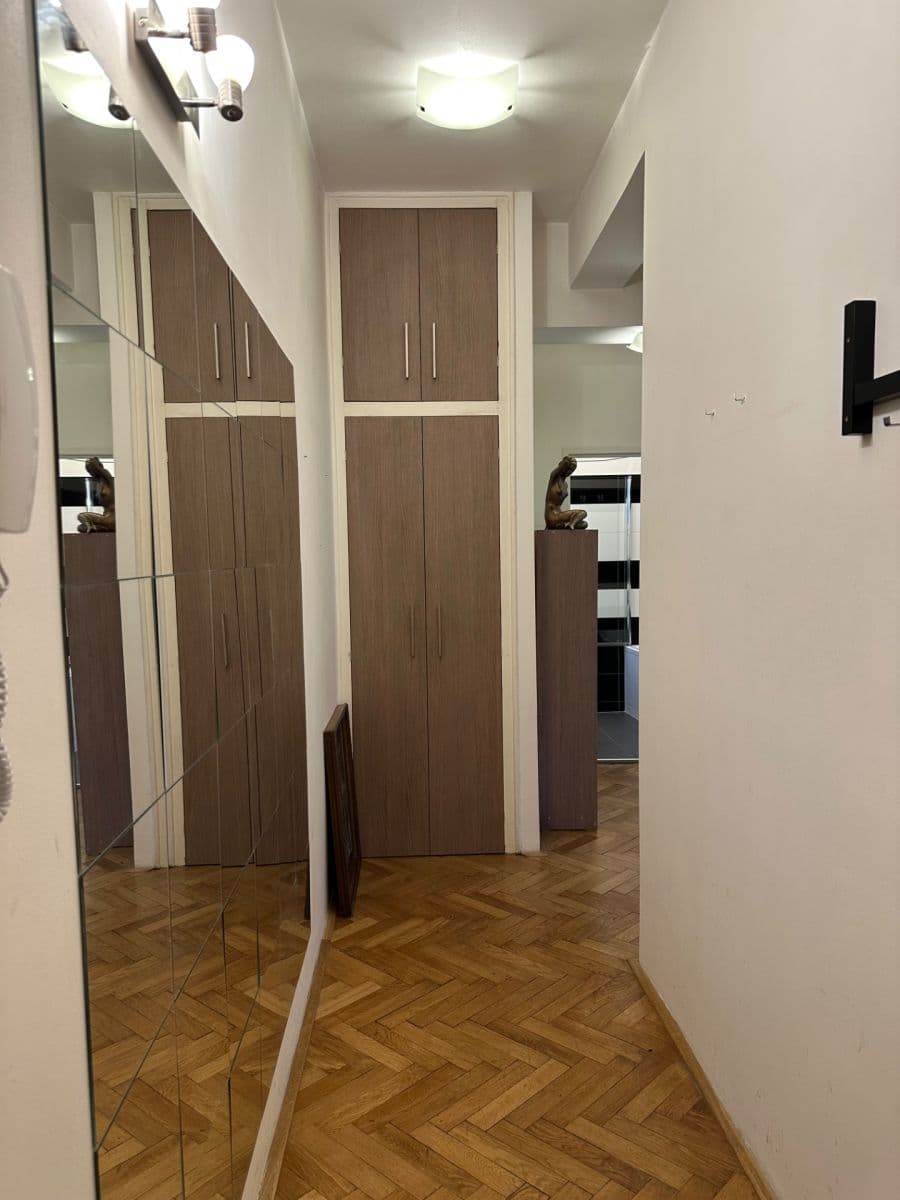 Pronájem bytu 1+1 50 m², Veverkova, Praha, Praha Pronájem bytu 1+1 50 m², Veverkova, Praha, Praha