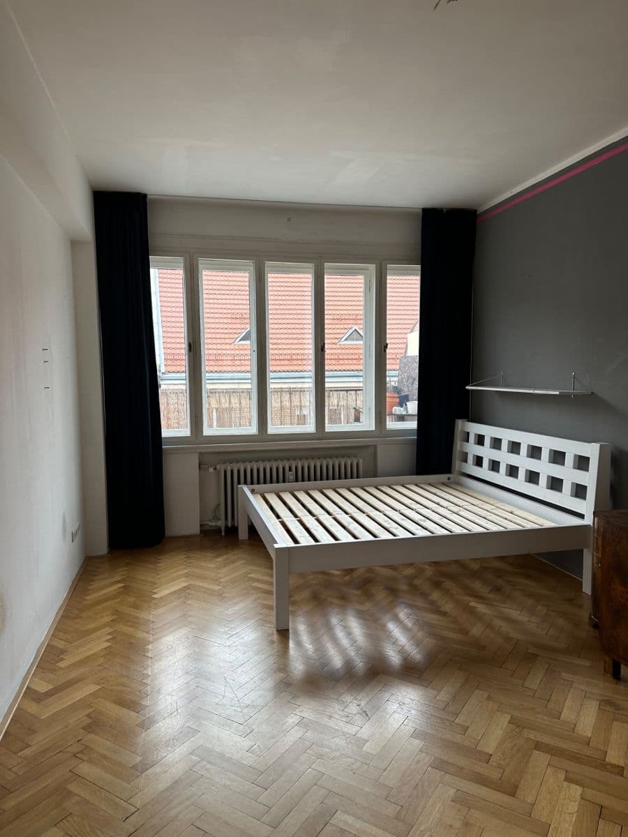 Pronájem bytu 1+1 50 m², Veverkova, Praha, Praha Pronájem bytu 1+1 50 m², Veverkova, Praha, Praha