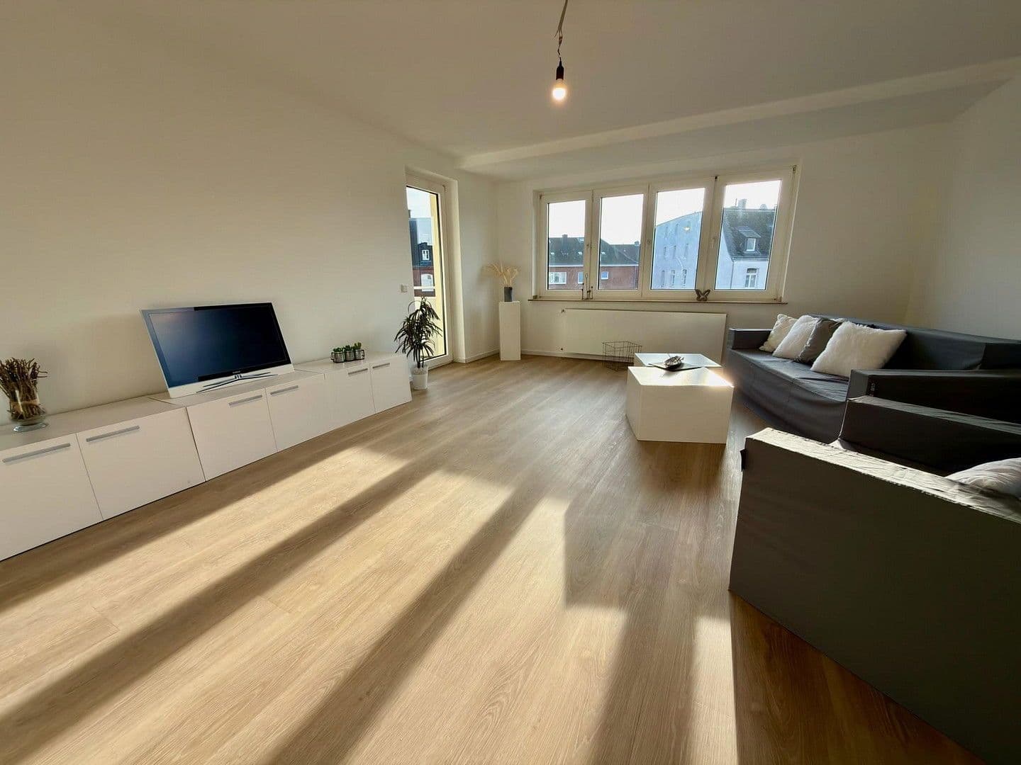 Pronájem bytu 3+1 102 m², Rudolfstraße 12, Münster, Severní Porýní-Vestfálsko Pronájem bytu 3+1 102 m², Rudolfstraße 12, Münster, Severní Porýní-Vestfálsko