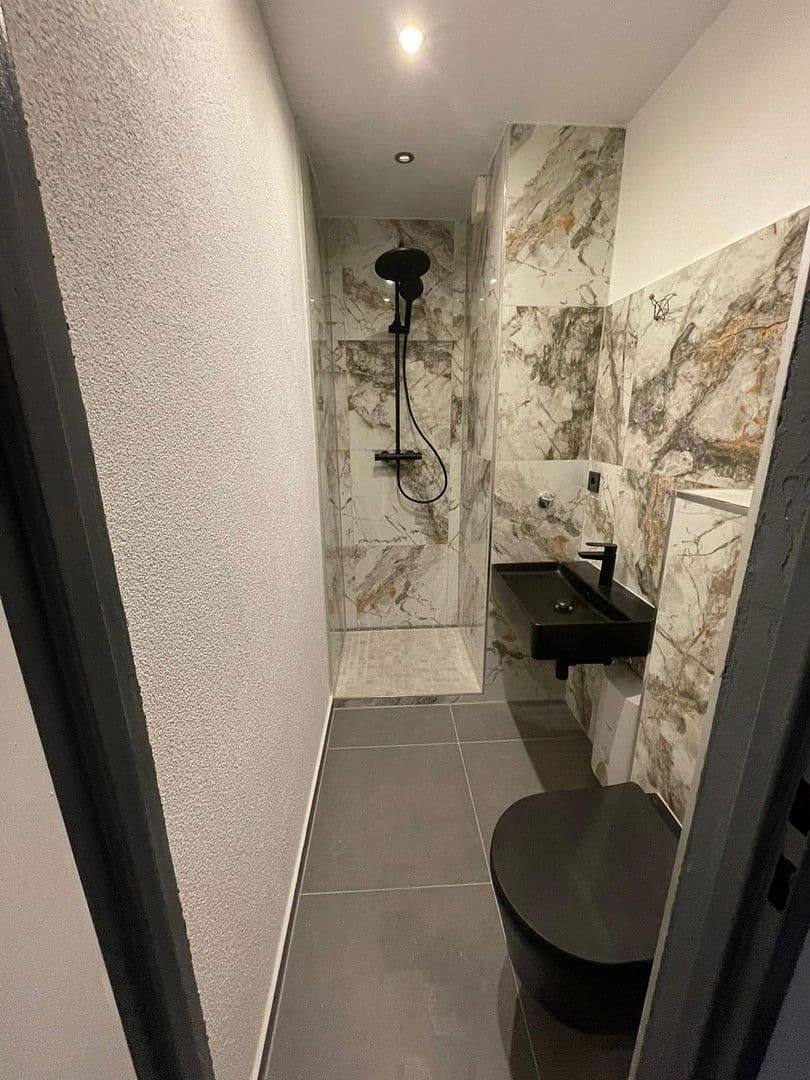 Pronájem bytu 1+1 25 m², Im Schacht 6-8, Saarbrücken, Země Sársko Pronájem bytu 1+1 25 m², Im Schacht 6-8, Saarbrücken, Země Sársko