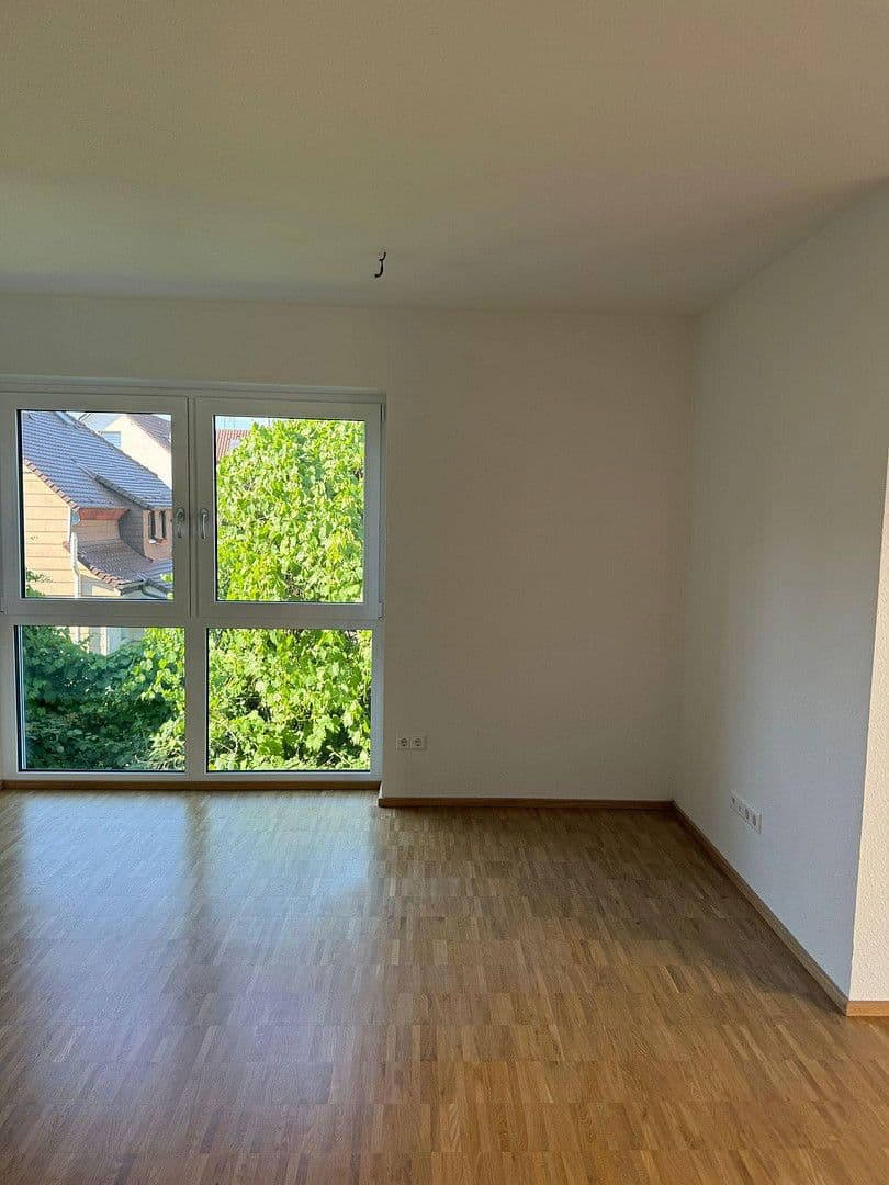 Pronájem bytu 1+1 34 m², Sontheimer Straße 42, Heilbronn, Bádensko-Württembersko Pronájem bytu 1+1 34 m², Sontheimer Straße 42, Heilbronn, Bádensko-Württembersko