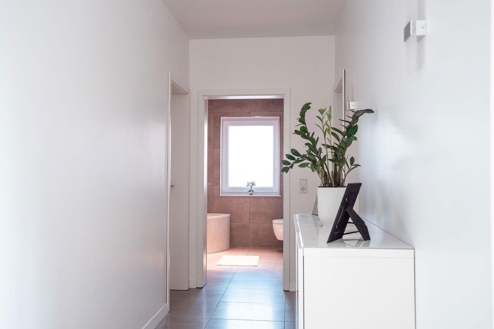 Prodej domu 221 m², pozemek 628 m², Vechelde, Dolní Sasko Prodej domu 221 m², pozemek 628 m², Vechelde, Dolní Sasko