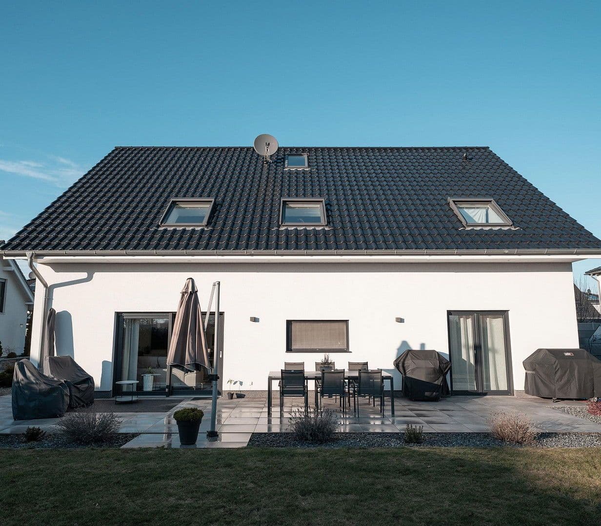 Prodej domu 221 m², pozemek 628 m², Vechelde, Dolní Sasko Prodej domu 221 m², pozemek 628 m², Vechelde, Dolní Sasko