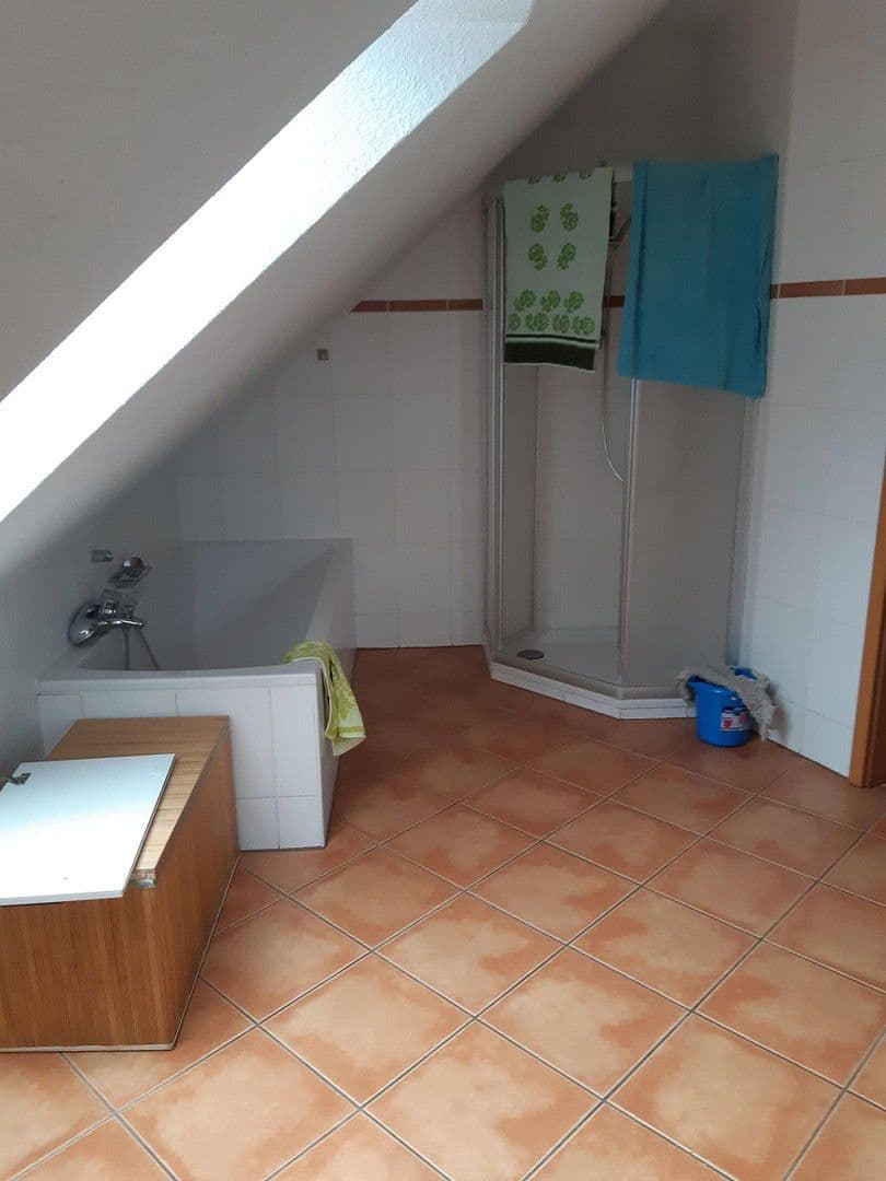 Prodej domu 220 m², pozemek 2.040 m², Homberg (Efze), Hessen Prodej domu 220 m², pozemek 2.040 m², Homberg (Efze), Hessen