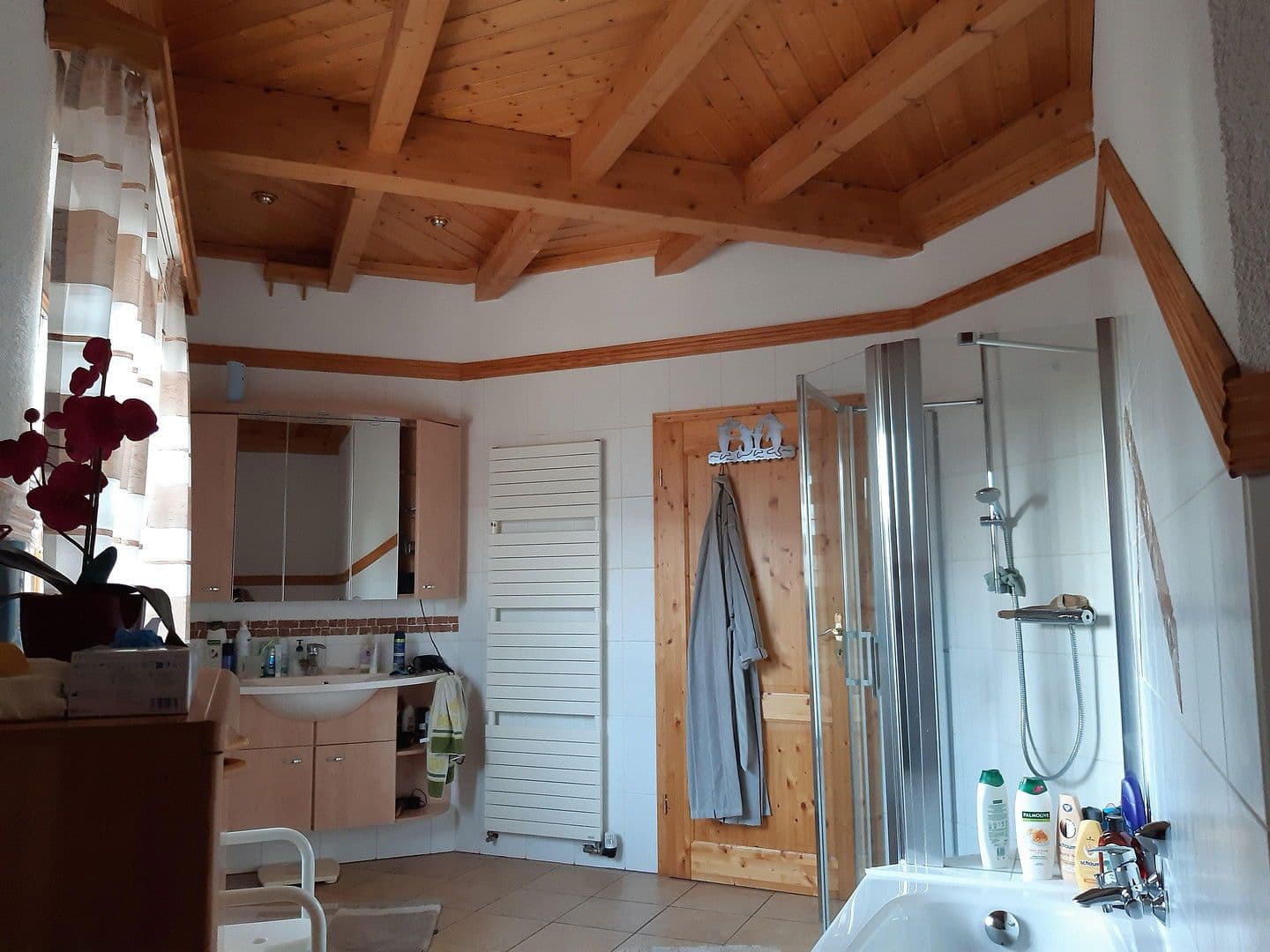 Prodej domu 220 m², pozemek 2.040 m², Homberg (Efze), Hessen Prodej domu 220 m², pozemek 2.040 m², Homberg (Efze), Hessen