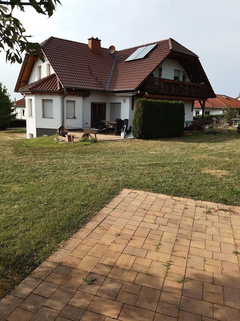 Prodej domu 220 m², pozemek 2.040 m², Homberg (Efze), Hessen Prodej domu 220 m², pozemek 2.040 m², Homberg (Efze), Hessen