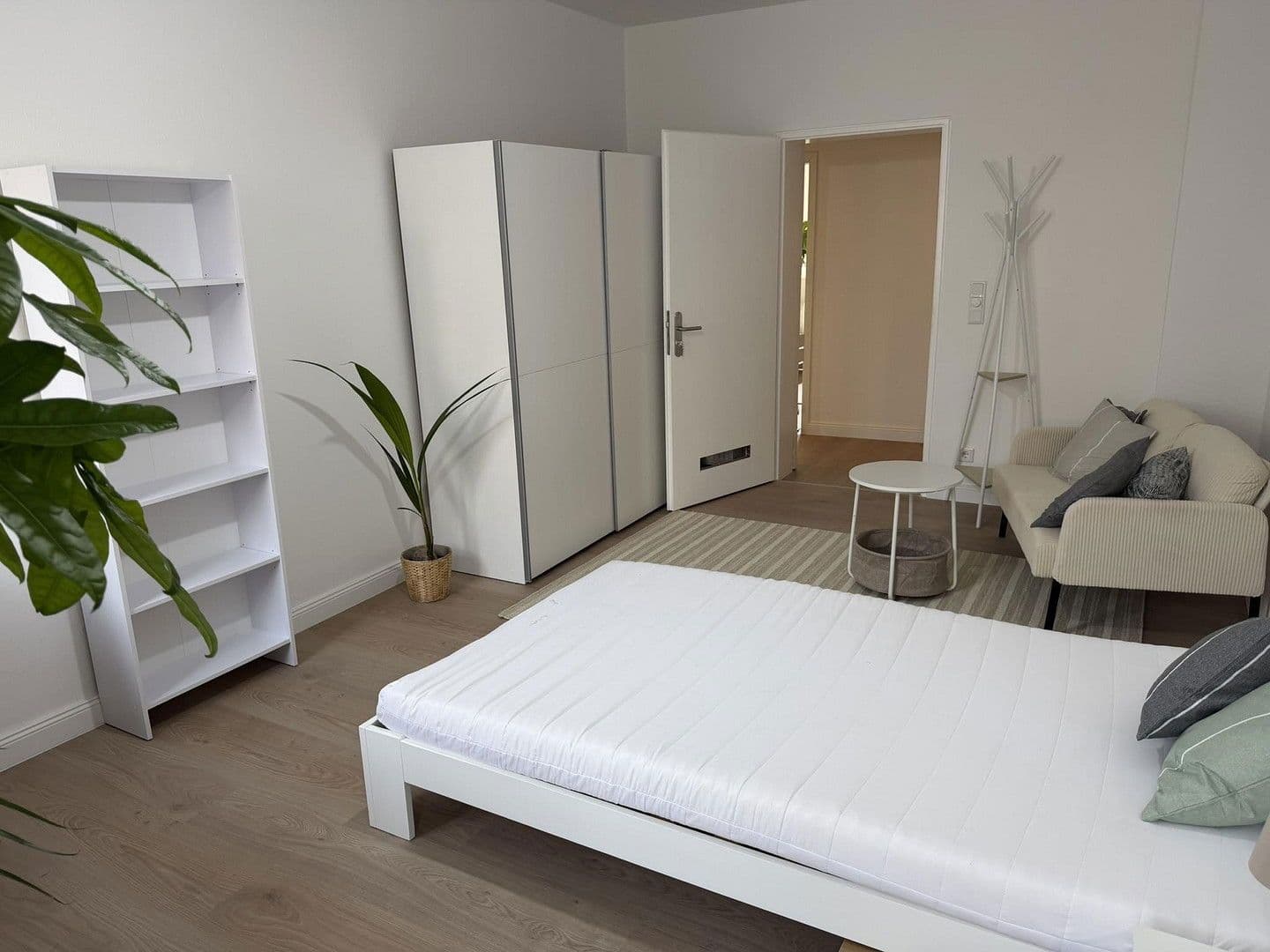 Pronájem bytu 6+kk 20 m², Fürth, Bavorsko Pronájem bytu 6+kk 20 m², Fürth, Bavorsko