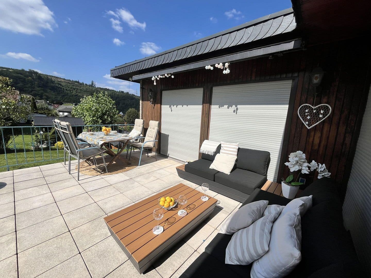 Prodej domu 216 m², pozemek 745 m², Werdohl, Severní Porýní-Vestfálsko Prodej domu 216 m², pozemek 745 m², Werdohl, Severní Porýní-Vestfálsko