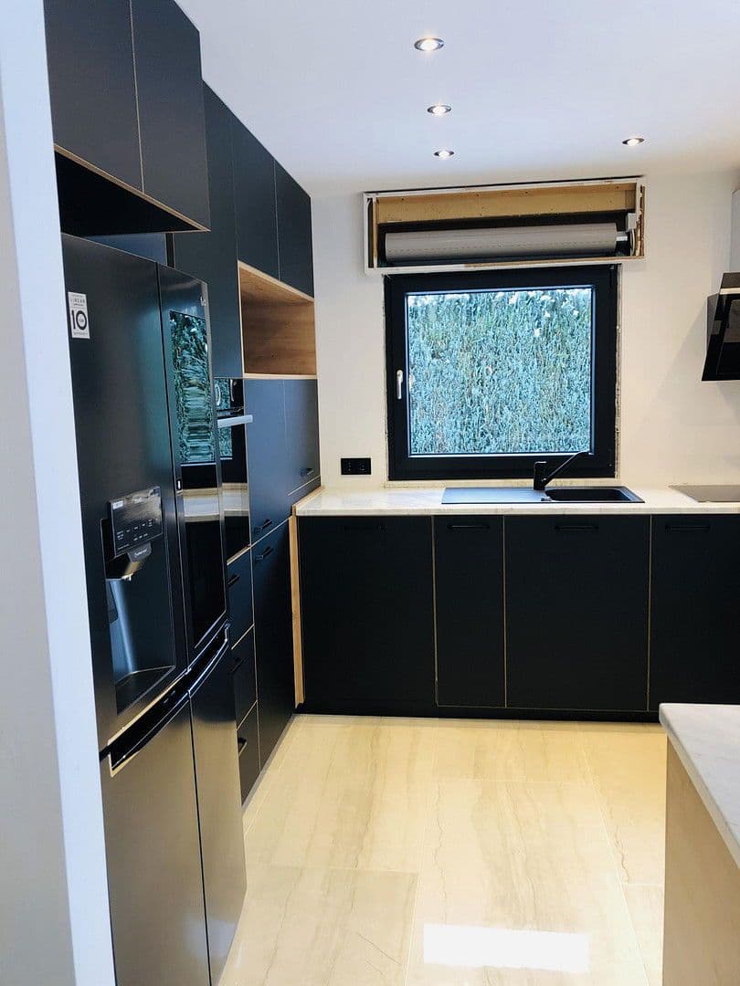 Prodej domu 216 m², pozemek 745 m², Werdohl, Severní Porýní-Vestfálsko Prodej domu 216 m², pozemek 745 m², Werdohl, Severní Porýní-Vestfálsko