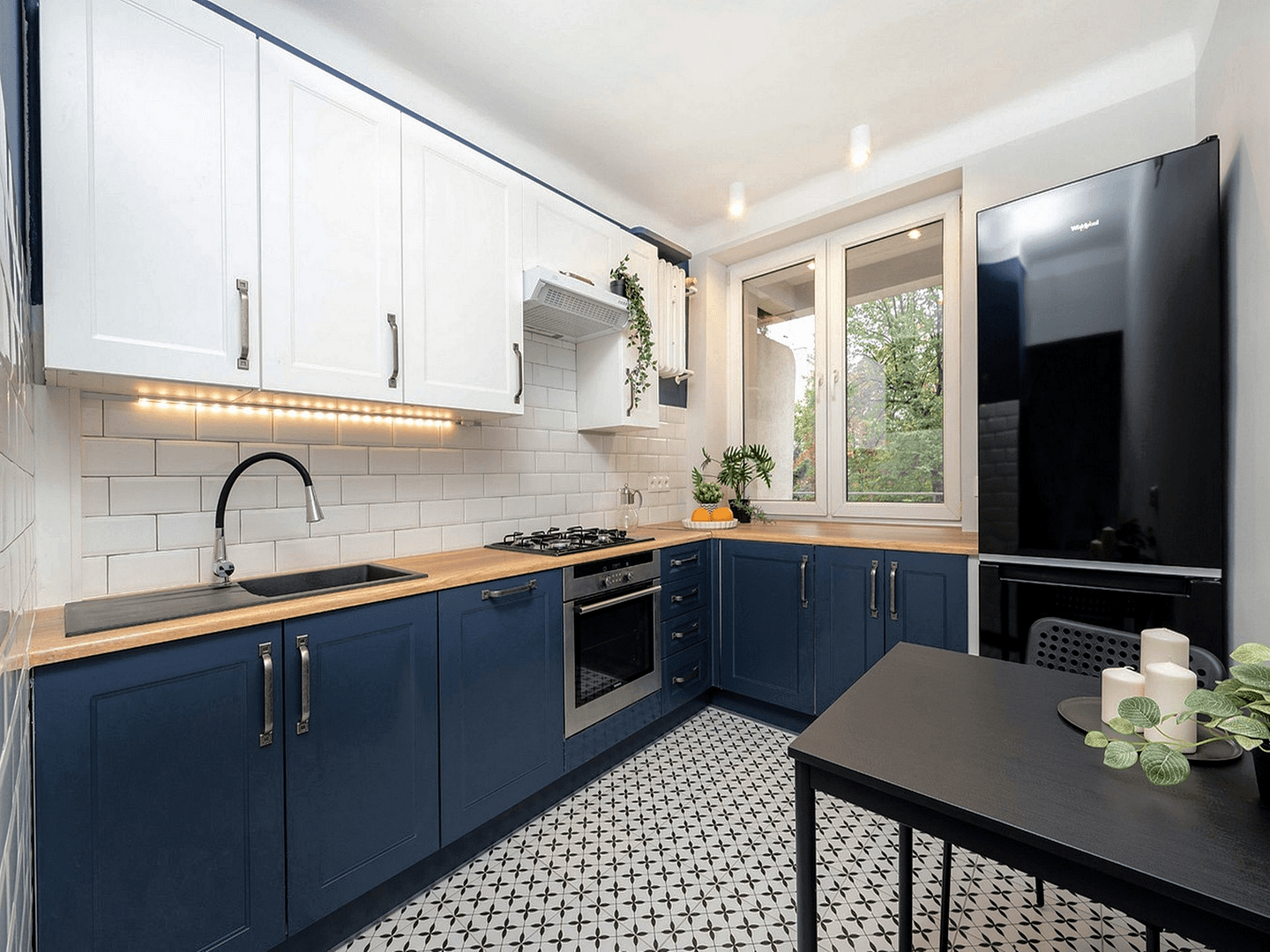 Pronájem bytu 2+1 50 m², Frankfurt am Main, Hessen Pronájem bytu 2+1 50 m², Frankfurt am Main, Hessen