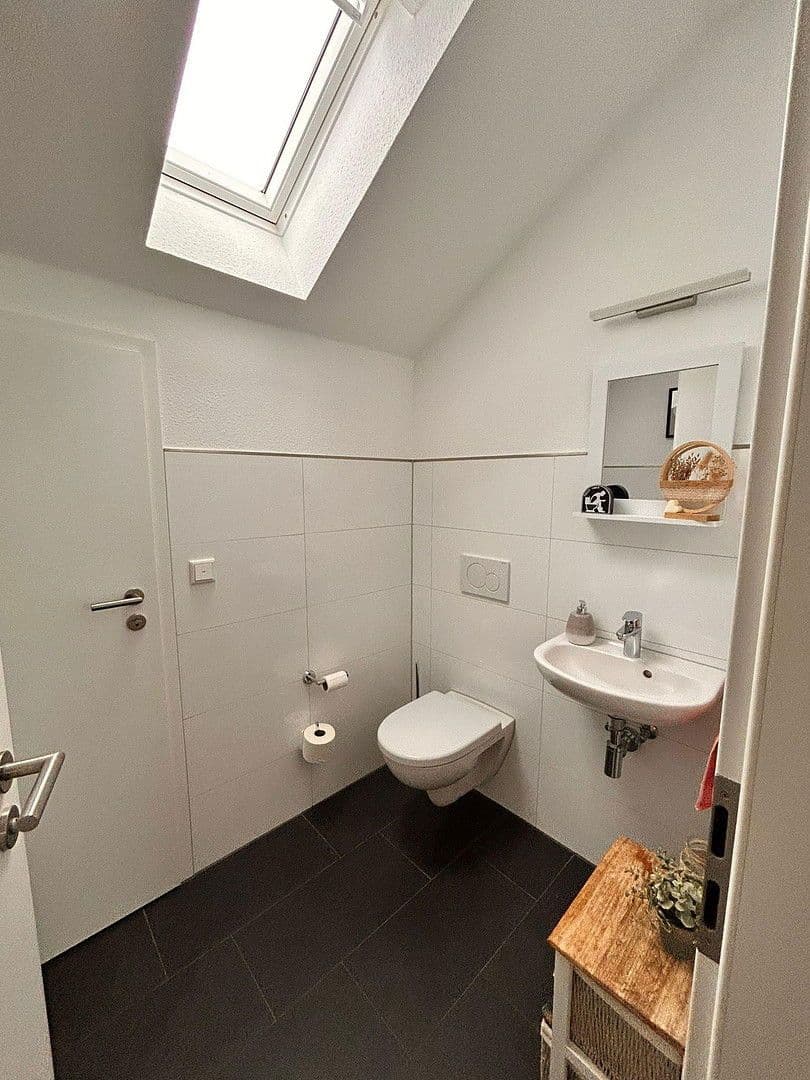 Pronájem bytu 3+1 98 m², Hamm, Severní Porýní-Vestfálsko Pronájem bytu 3+1 98 m², Hamm, Severní Porýní-Vestfálsko