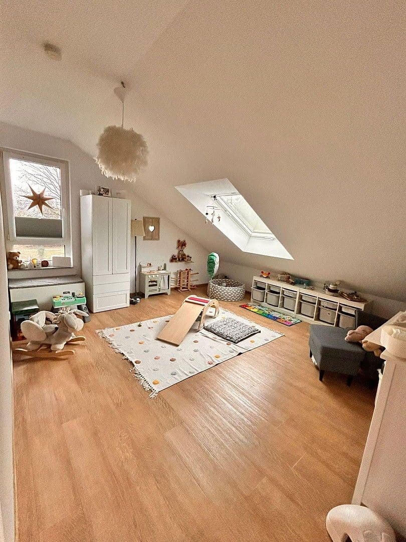 Pronájem bytu 3+1 98 m², Hamm, Severní Porýní-Vestfálsko Pronájem bytu 3+1 98 m², Hamm, Severní Porýní-Vestfálsko