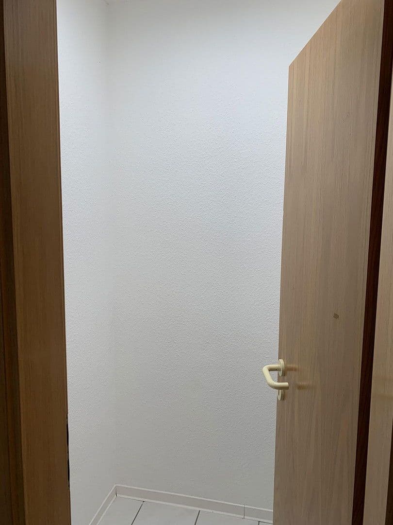 Pronájem bytu 1+kk 48 m², Turnierstraße 3, Ingelheim am Rhein, Porýní-Falc Pronájem bytu 1+kk 48 m², Turnierstraße 3, Ingelheim am Rhein, Porýní-Falc