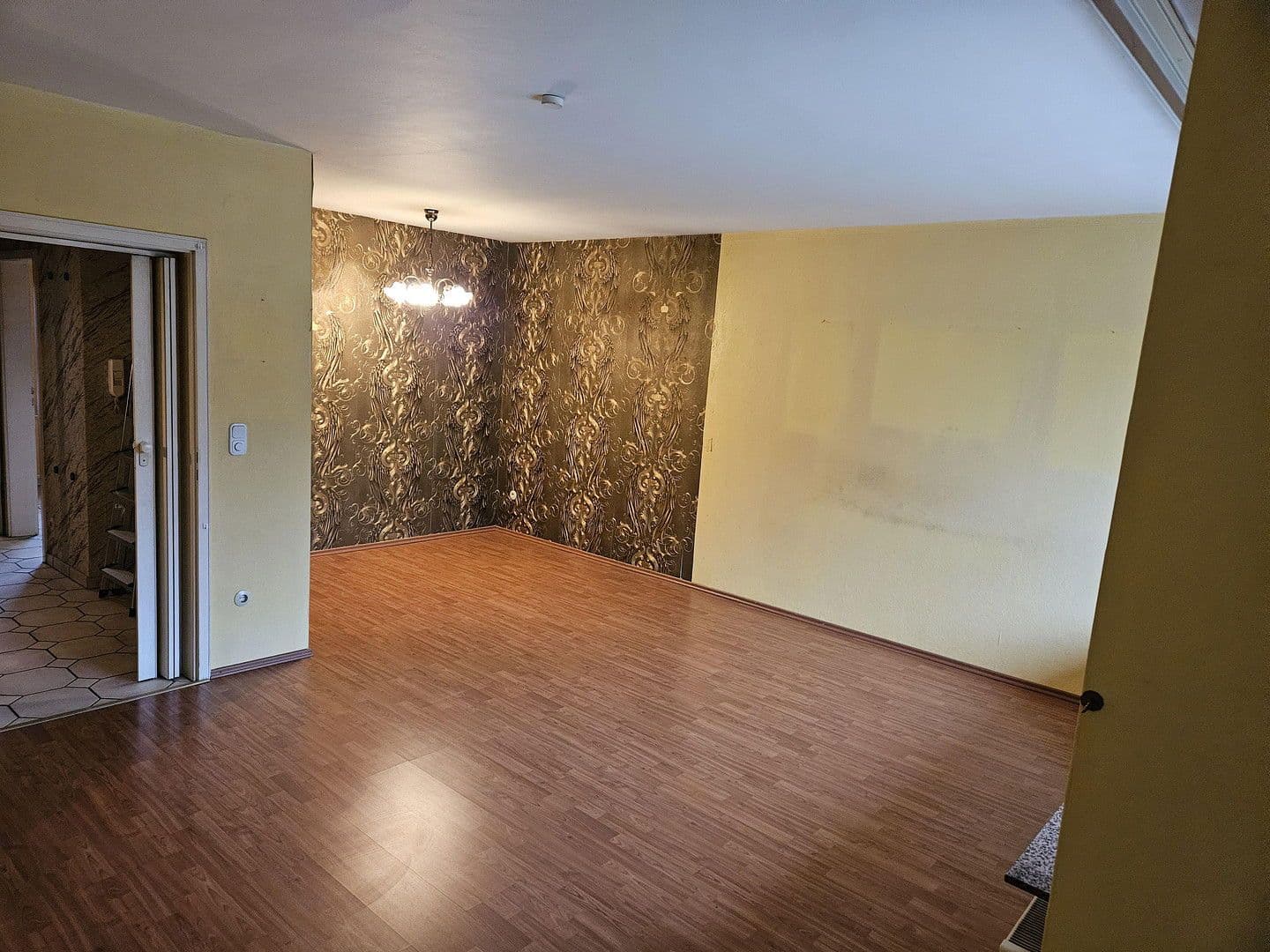 Prodej domu 160 m², pozemek 160 m², Hemmingen, Dolní Sasko Prodej domu 160 m², pozemek 160 m², Hemmingen, Dolní Sasko