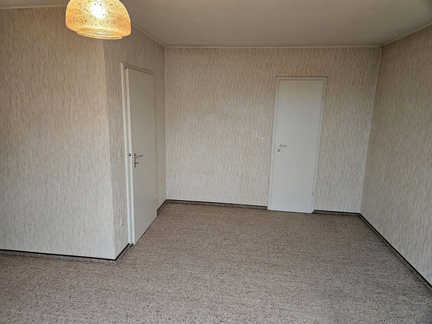 Prodej domu 160 m², pozemek 160 m², Hemmingen, Dolní Sasko Prodej domu 160 m², pozemek 160 m², Hemmingen, Dolní Sasko