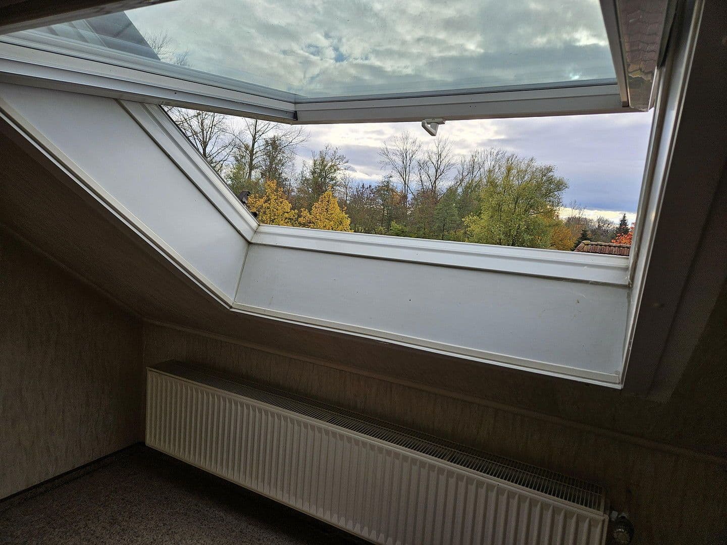 Prodej domu 160 m², pozemek 160 m², Hemmingen, Dolní Sasko Prodej domu 160 m², pozemek 160 m², Hemmingen, Dolní Sasko