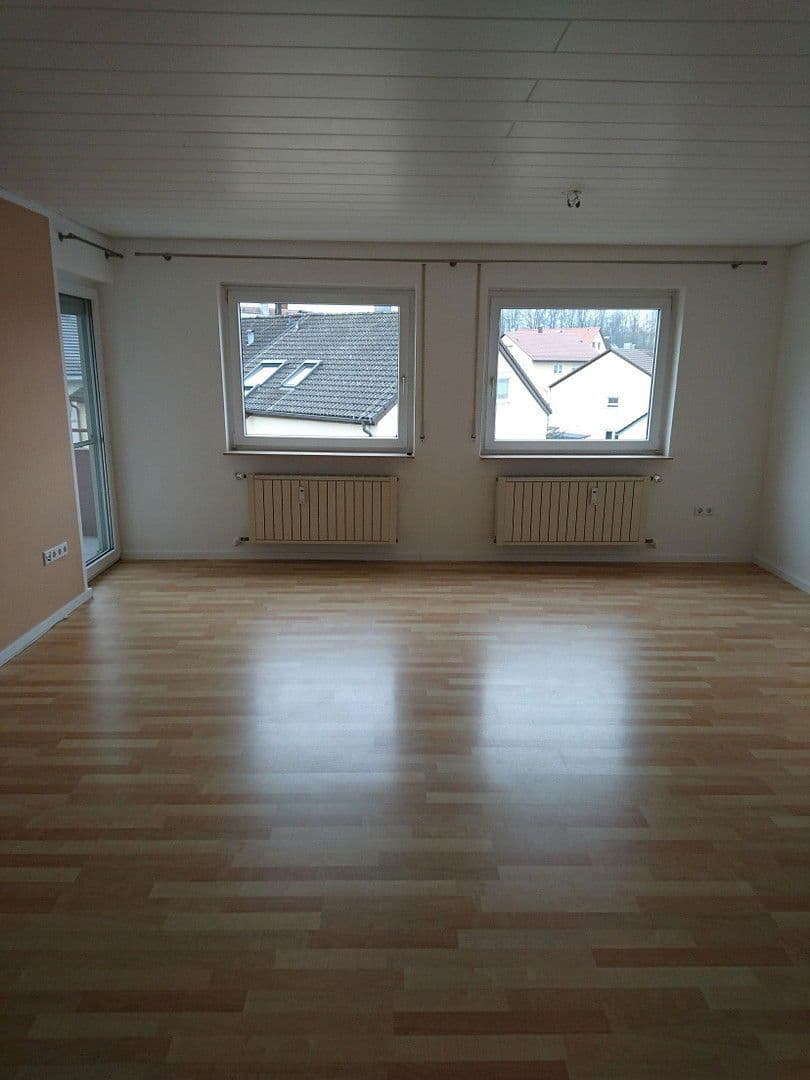 Pronájem bytu 3+kk 84 m², Linzer Straße 11, Backnang, Bádensko-Württembersko Pronájem bytu 3+kk 84 m², Linzer Straße 11, Backnang, Bádensko-Württembersko