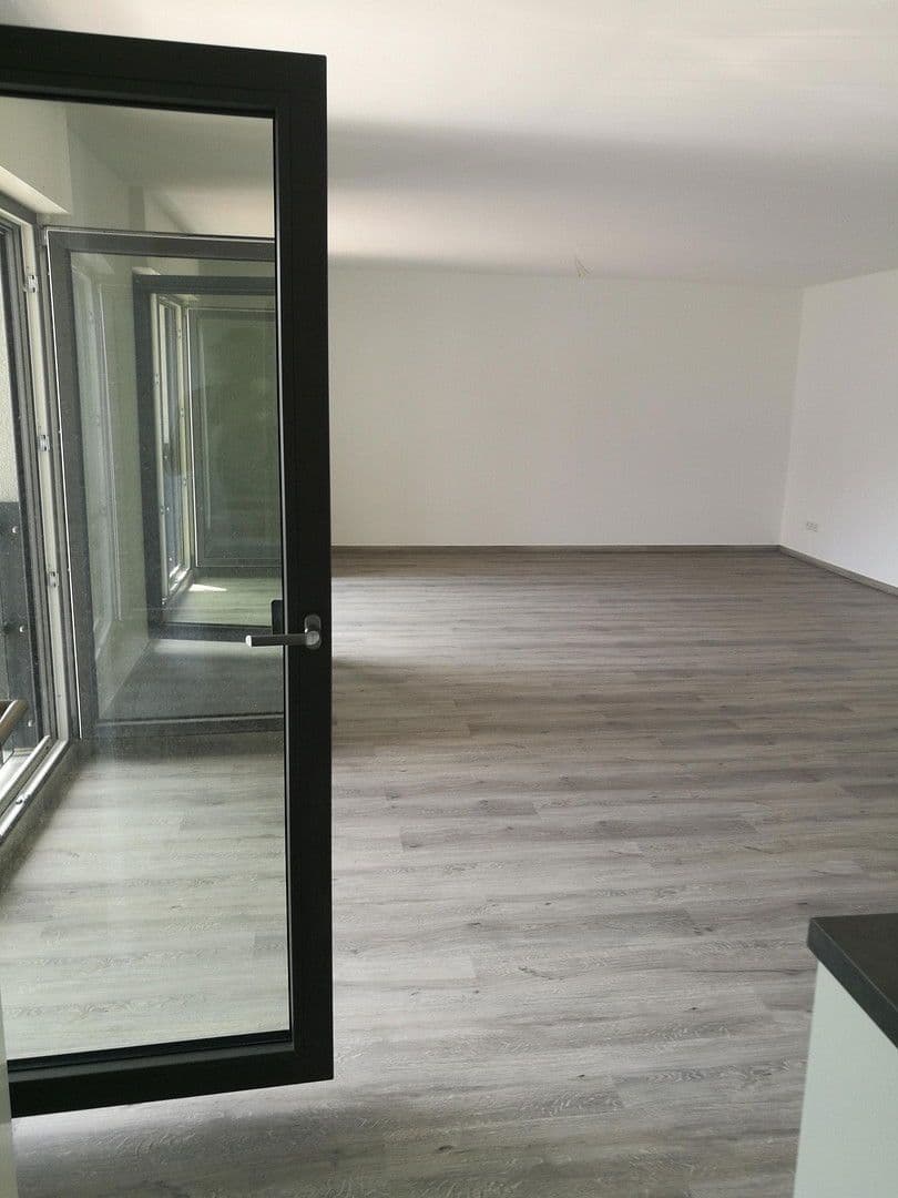 Pronájem bytu 2+1 76 m², Heusenstamm, Hessen Pronájem bytu 2+1 76 m², Heusenstamm, Hessen