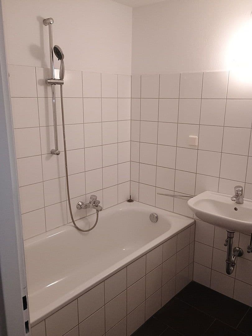 Pronájem bytu 1+1 30 m², Mariahilfstrasse 1, Bregenz, Vorarlbersko Pronájem bytu 1+1 30 m², Mariahilfstrasse 1, Bregenz, Vorarlbersko