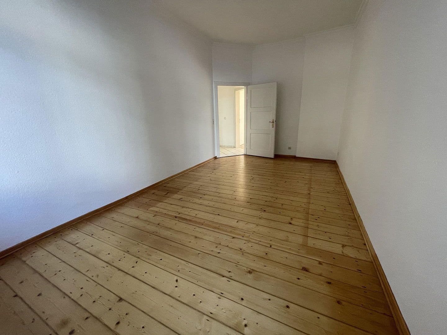 Pronájem bytu 4+1 120 m², Jahnstraße 7, Osnabrück, Dolní Sasko Pronájem bytu 4+1 120 m², Jahnstraße 7, Osnabrück, Dolní Sasko