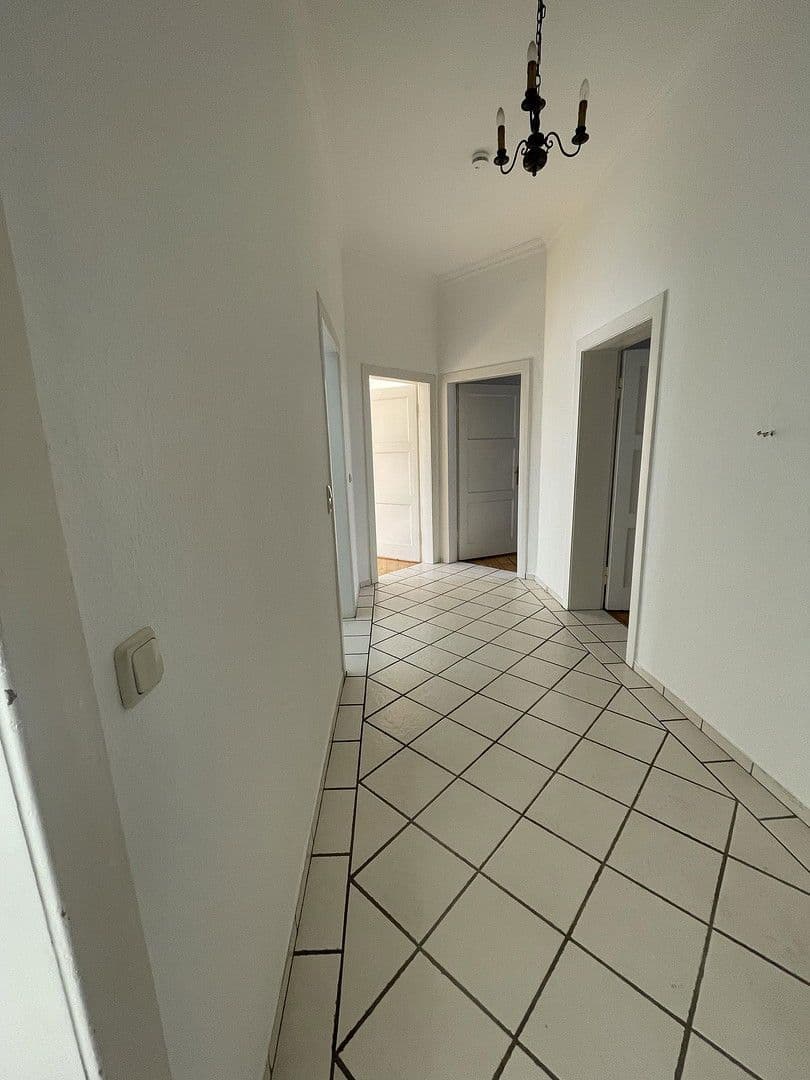 Pronájem bytu 4+1 120 m², Jahnstraße 7, Osnabrück, Dolní Sasko Pronájem bytu 4+1 120 m², Jahnstraße 7, Osnabrück, Dolní Sasko