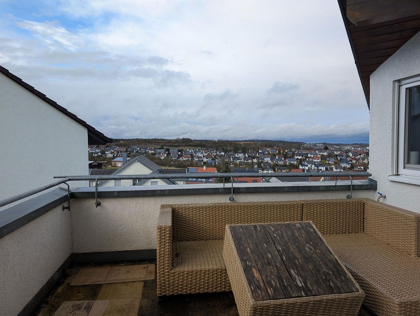 Prodej bytu 5+kk 104 m², Weissach, Bádensko-Württembersko Prodej bytu 5+kk 104 m², Weissach, Bádensko-Württembersko