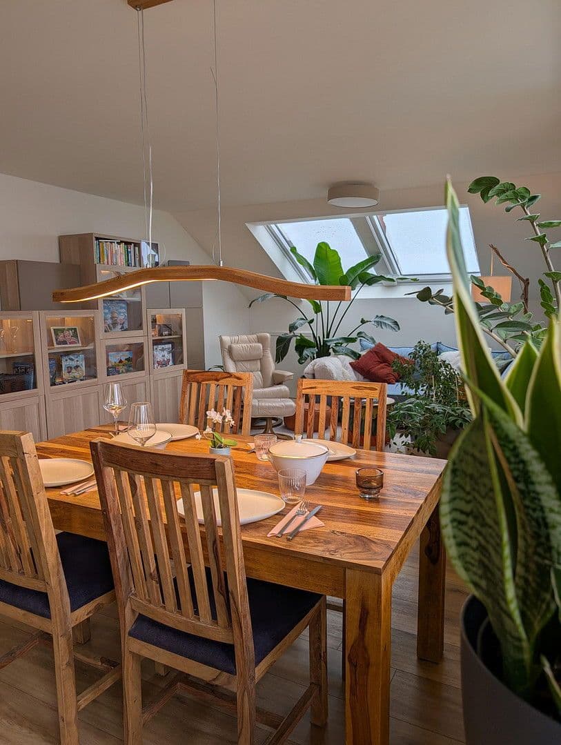 Prodej bytu 5+kk 104 m², Weissach, Bádensko-Württembersko Prodej bytu 5+kk 104 m², Weissach, Bádensko-Württembersko