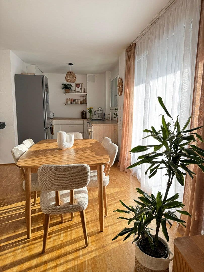 Pronájem bytu 3+1 81 m², Wiener Straße 180, Stuttgart, Bádensko-Württembersko Pronájem bytu 3+1 81 m², Wiener Straße 180, Stuttgart, Bádensko-Württembersko