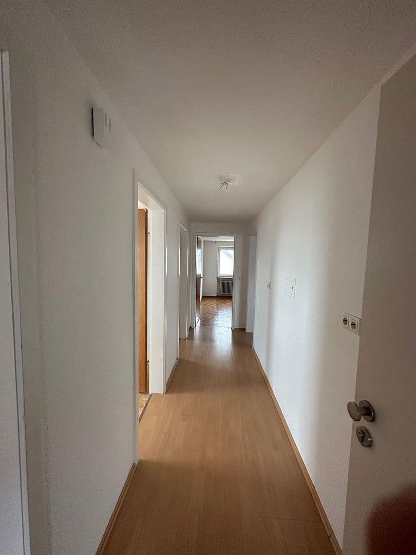 Pronájem bytu 4+1 80 m², Aalen, Bádensko-Württembersko Pronájem bytu 4+1 80 m², Aalen, Bádensko-Württembersko