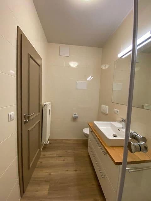 Pronájem bytu 2+1 65 m², Dr. Friedrichs Ring 55, Cvikov, Sasko Pronájem bytu 2+1 65 m², Dr. Friedrichs Ring 55, Cvikov, Sasko