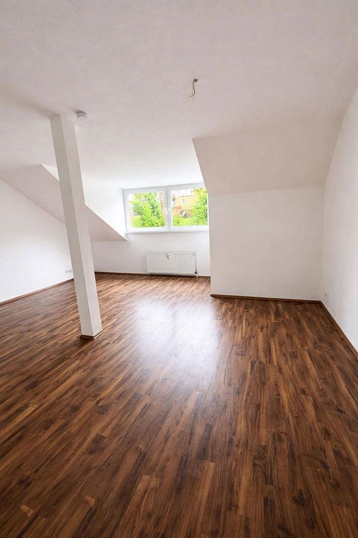 Pronájem bytu 3+1 87 m², Gathe 67A, Wuppertal, Severní Porýní-Vestfálsko Pronájem bytu 3+1 87 m², Gathe 67A, Wuppertal, Severní Porýní-Vestfálsko