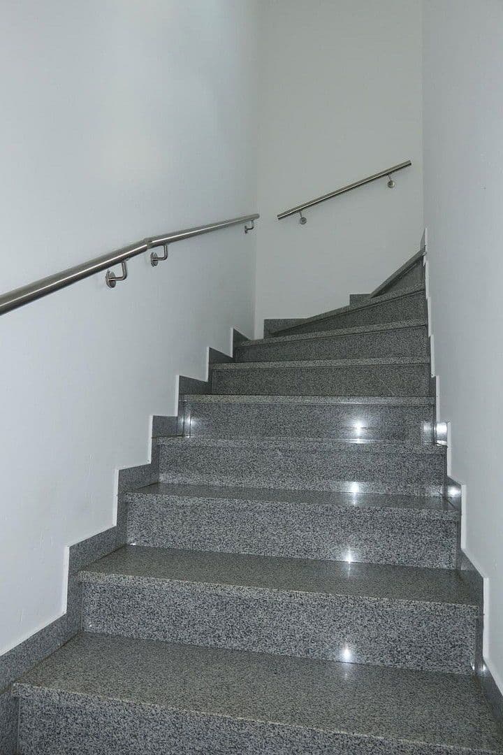 Prodej domu 469 m², pozemek 819 m², Neuwied, Porýní-Falc Prodej domu 469 m², pozemek 819 m², Neuwied, Porýní-Falc