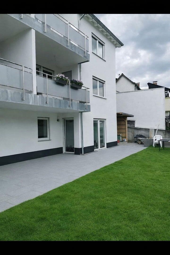 Prodej domu 469 m², pozemek 819 m², Neuwied, Porýní-Falc Prodej domu 469 m², pozemek 819 m², Neuwied, Porýní-Falc