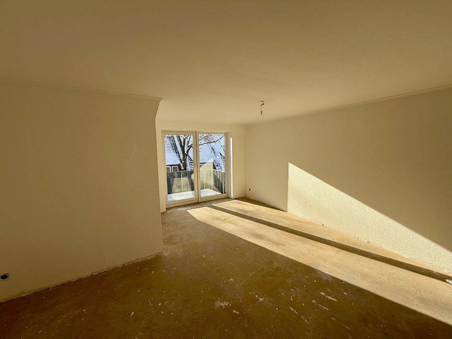 Pronájem bytu 3+1 74 m², Am Bahnhof 13f, Trittau, Šlesvicko-Holštýnsko Pronájem bytu 3+1 74 m², Am Bahnhof 13f, Trittau, Šlesvicko-Holštýnsko