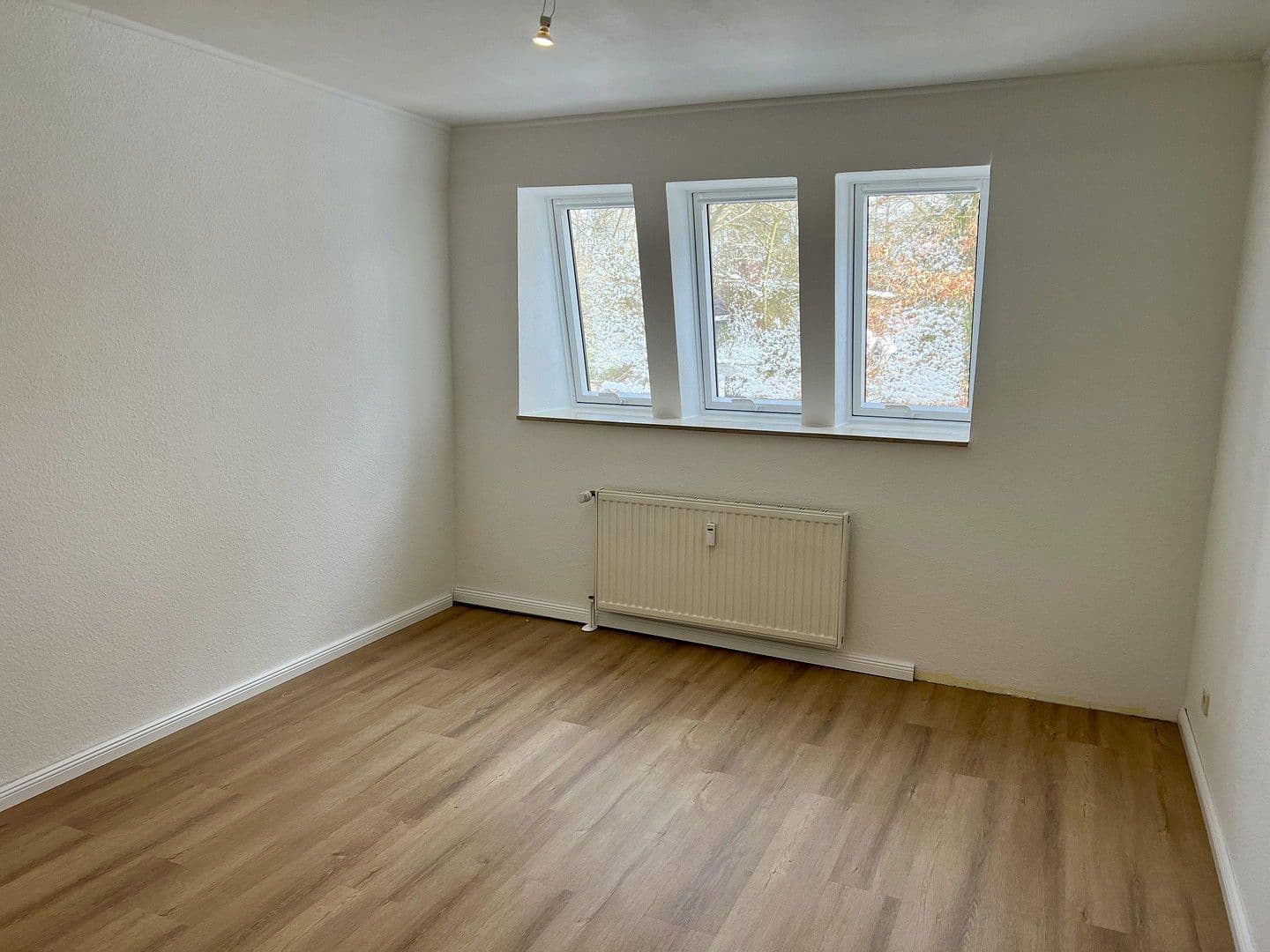 Pronájem bytu 3+1 74 m², Am Bahnhof 13f, Trittau, Šlesvicko-Holštýnsko Pronájem bytu 3+1 74 m², Am Bahnhof 13f, Trittau, Šlesvicko-Holštýnsko