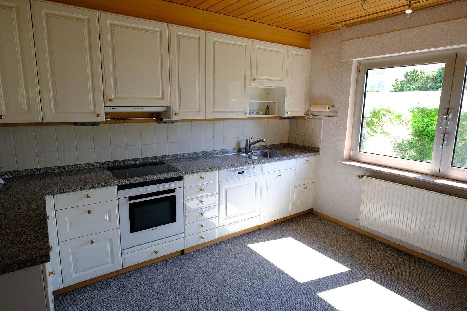 Prodej domu 283 m², pozemek 831 m², Maintal, Hessen Prodej domu 283 m², pozemek 831 m², Maintal, Hessen