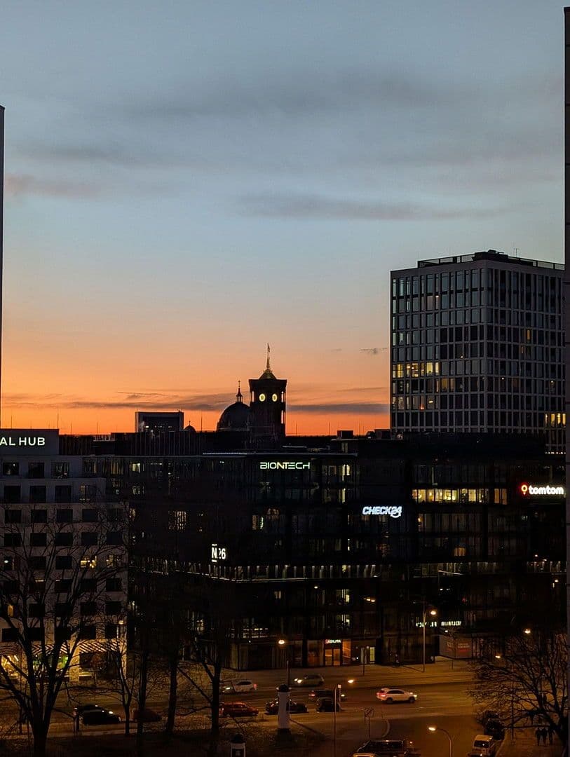 Prodej bytu 4+1 103 m², Ifflandstr. 4, Berlin, Berlín Prodej bytu 4+1 103 m², Ifflandstr. 4, Berlin, Berlín