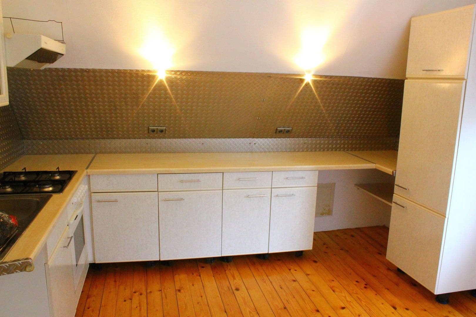 Prodej bytu 2+1 50 m², Gartenstraße 35, Neustadt Weinstraße, Porýní-Falc Prodej bytu 2+1 50 m², Gartenstraße 35, Neustadt Weinstraße, Porýní-Falc