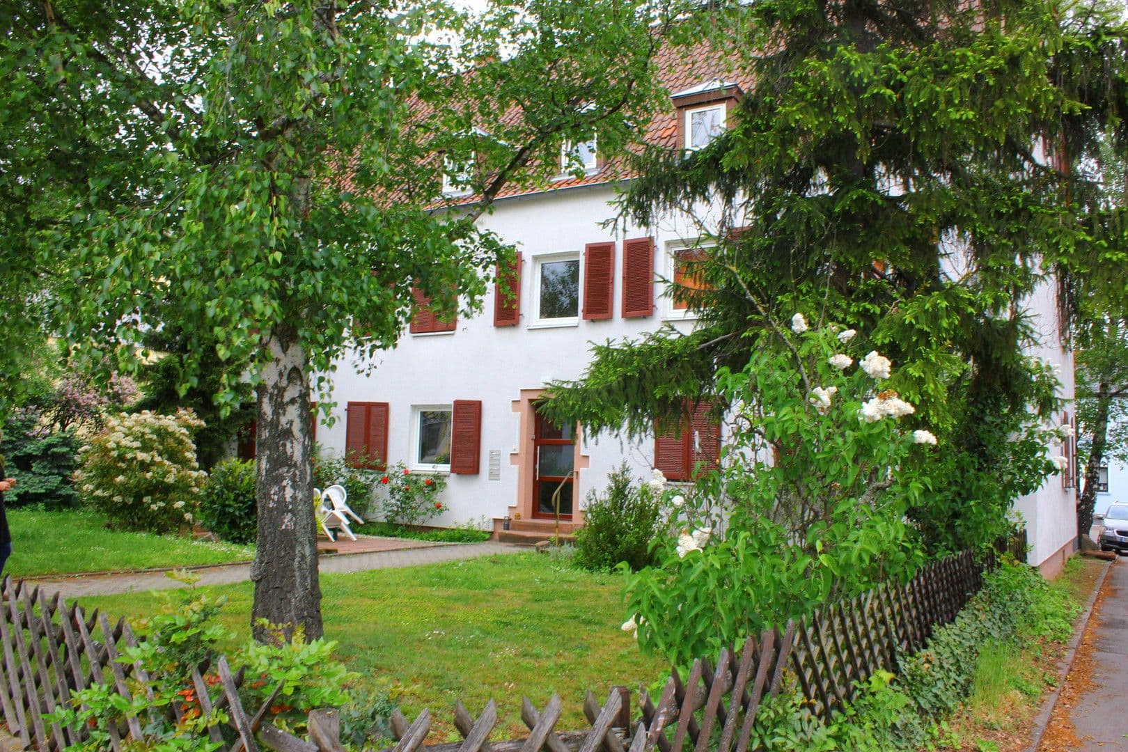 Prodej bytu 2+1 50 m², Gartenstraße 35, Neustadt Weinstraße, Porýní-Falc Prodej bytu 2+1 50 m², Gartenstraße 35, Neustadt Weinstraße, Porýní-Falc