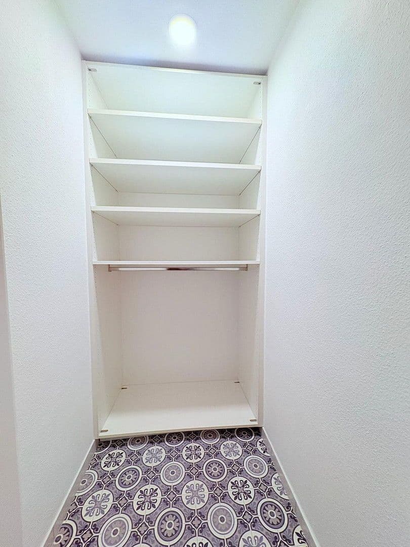 Pronájem bytu 3+kk 80 m², Hockenheim, Bádensko-Württembersko Pronájem bytu 3+kk 80 m², Hockenheim, Bádensko-Württembersko