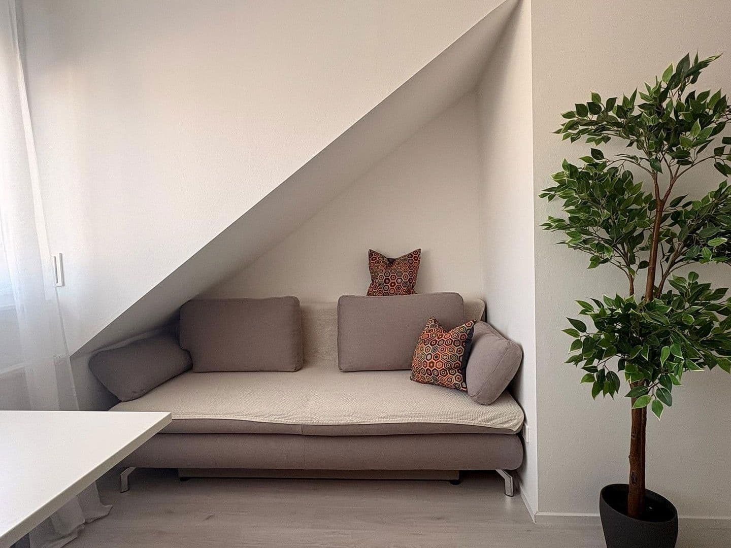 Pronájem bytu 3+kk 80 m², Hockenheim, Bádensko-Württembersko Pronájem bytu 3+kk 80 m², Hockenheim, Bádensko-Württembersko