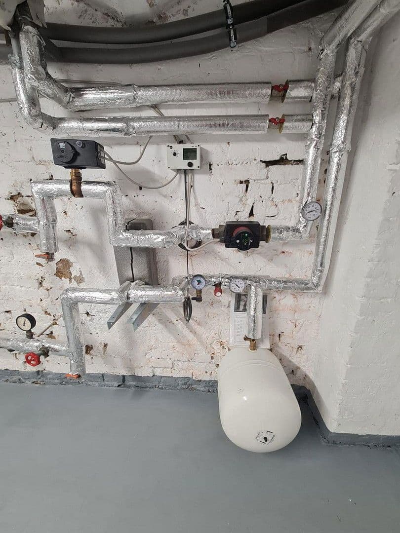 Prodej domu 309 m², pozemek 266 m², Liebknechtstraße 79, Oberhausen, Severní Porýní-Vestfálsko Prodej domu 309 m², pozemek 266 m², Liebknechtstraße 79, Oberhausen, Severní Porýní-Vestfálsko