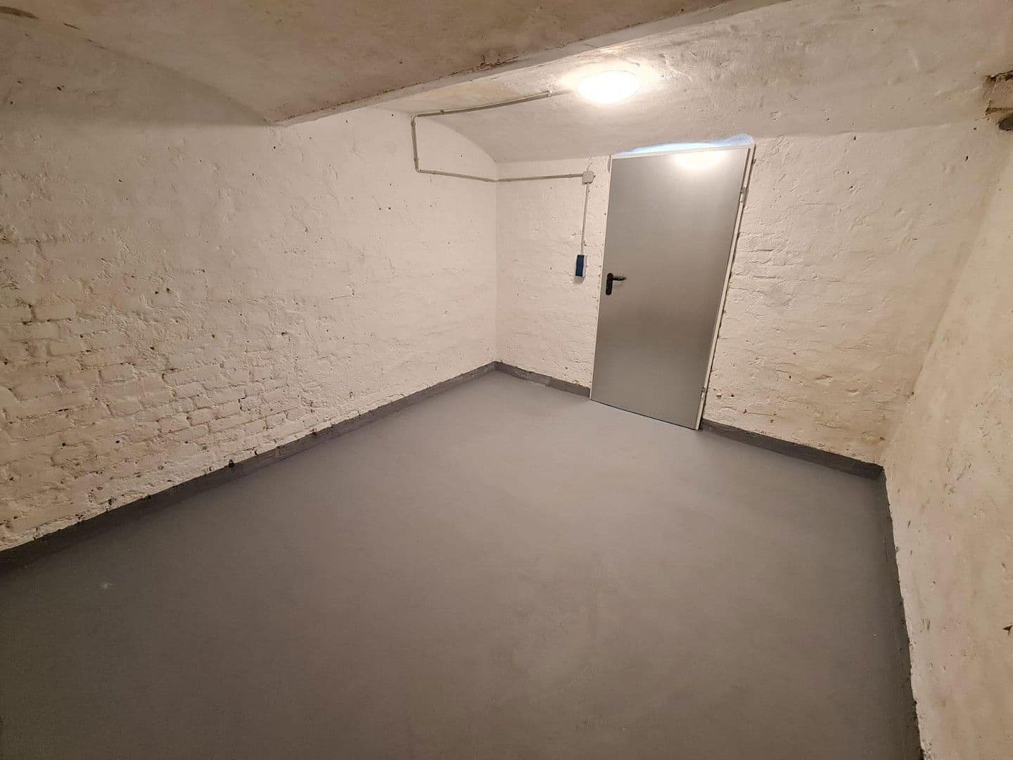Prodej domu 309 m², pozemek 266 m², Liebknechtstraße 79, Oberhausen, Severní Porýní-Vestfálsko Prodej domu 309 m², pozemek 266 m², Liebknechtstraße 79, Oberhausen, Severní Porýní-Vestfálsko