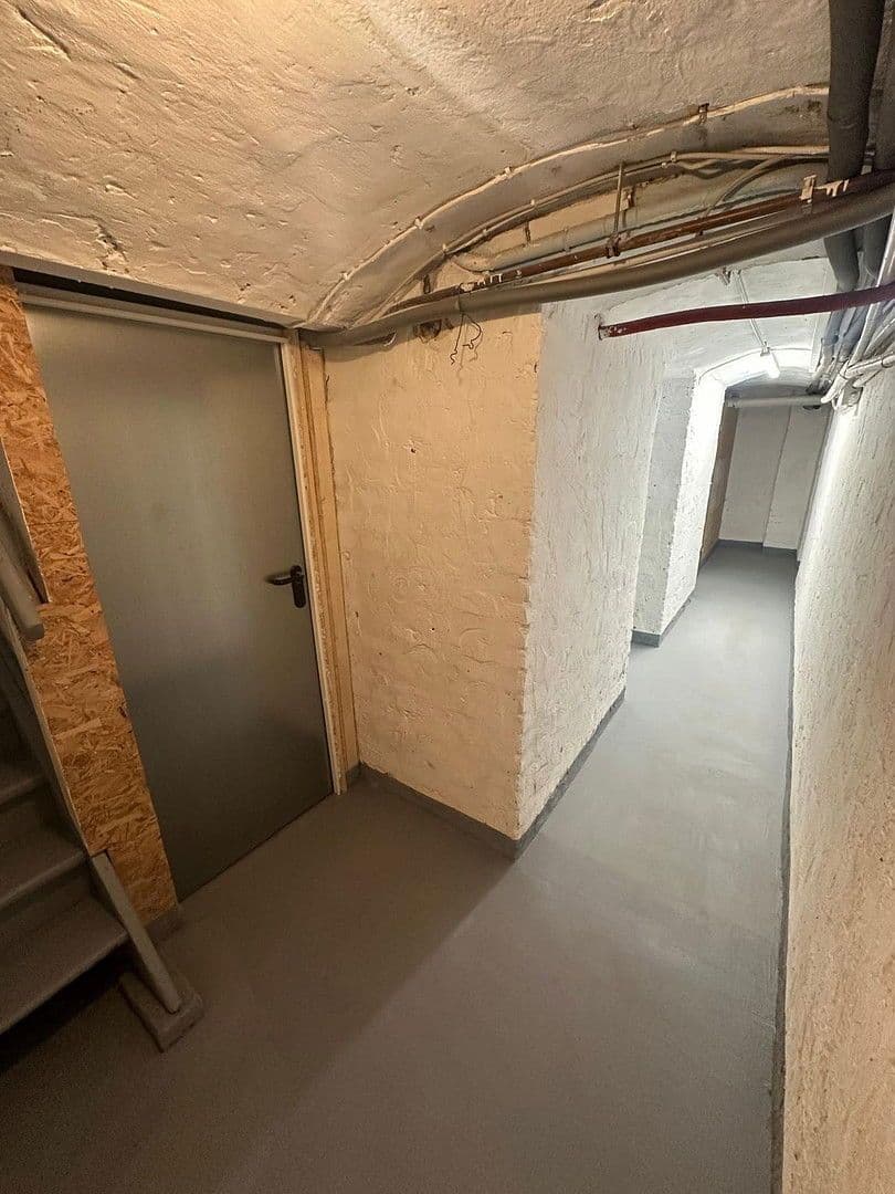 Prodej domu 309 m², pozemek 266 m², Liebknechtstraße 79, Oberhausen, Severní Porýní-Vestfálsko Prodej domu 309 m², pozemek 266 m², Liebknechtstraße 79, Oberhausen, Severní Porýní-Vestfálsko