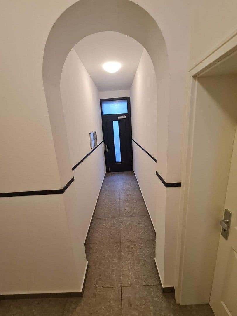 Prodej domu 309 m², pozemek 266 m², Liebknechtstraße 79, Oberhausen, Severní Porýní-Vestfálsko Prodej domu 309 m², pozemek 266 m², Liebknechtstraße 79, Oberhausen, Severní Porýní-Vestfálsko